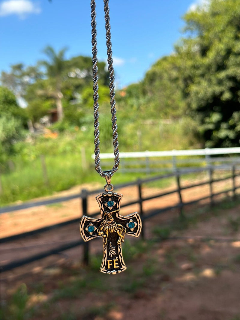 Pingente Cruz Max cutiano