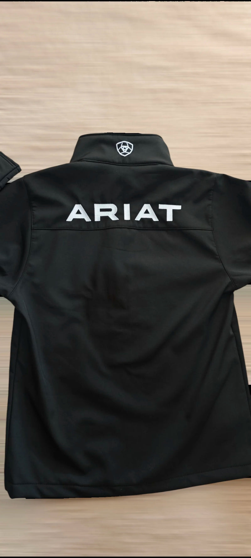 Jaqueta Ariat Importada Preta